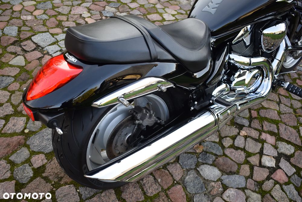 Suzuki Intruder - 31