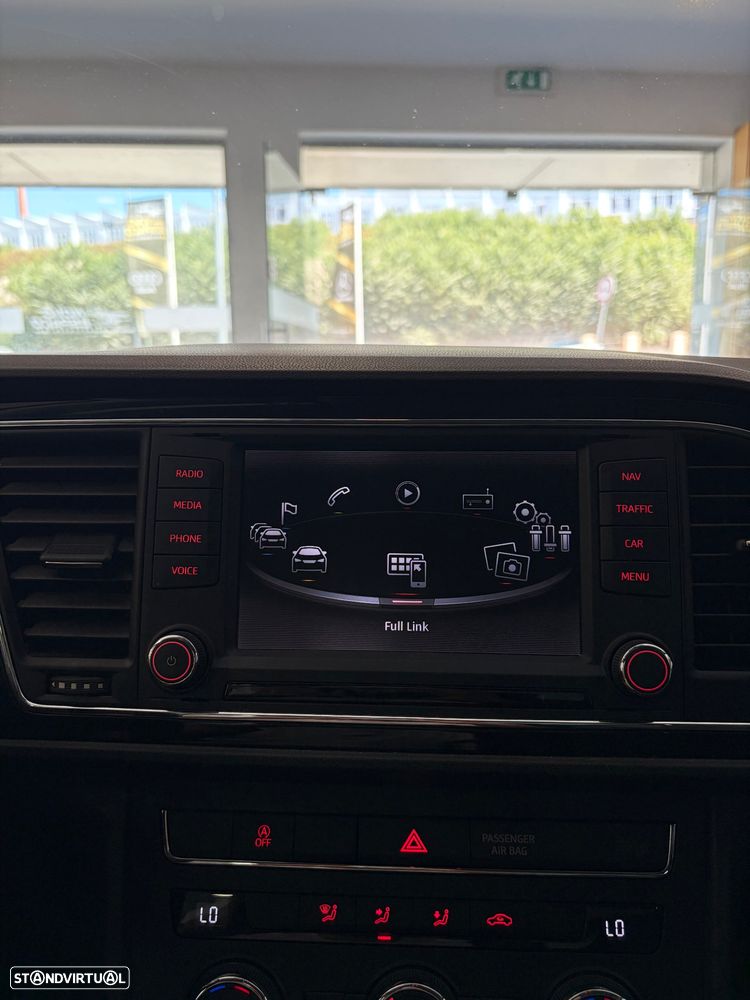 SEAT Leon 1.6 TDI S&S Style - 24