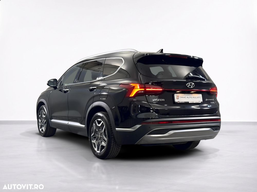 Hyundai Santa Fe - 4