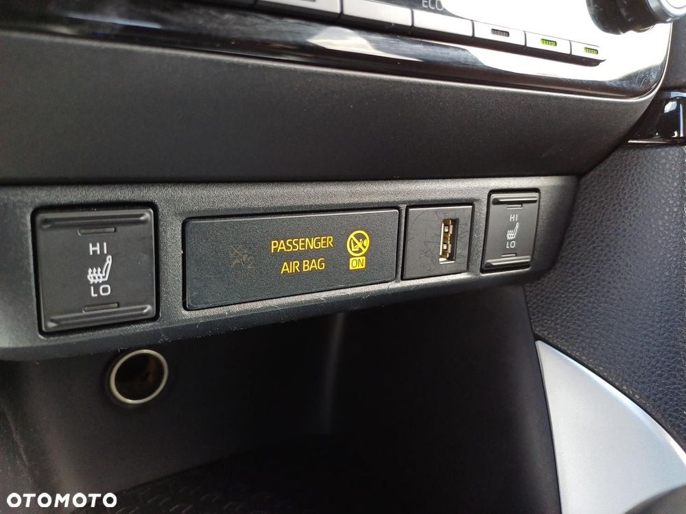 Toyota Yaris Hybrid 1.5 Comfort - 26