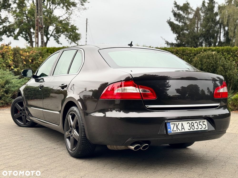 Skoda Superb 2.0 TDI Exclusive - 18