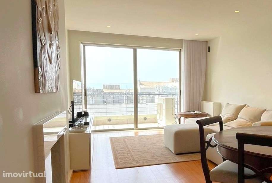 T2 renovado com vista mar e varanda a sul | Aviz - Grande imagem: 3/28