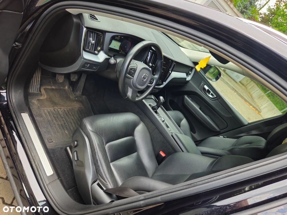 Volvo XC 60 D3 SCR Inscription - 11