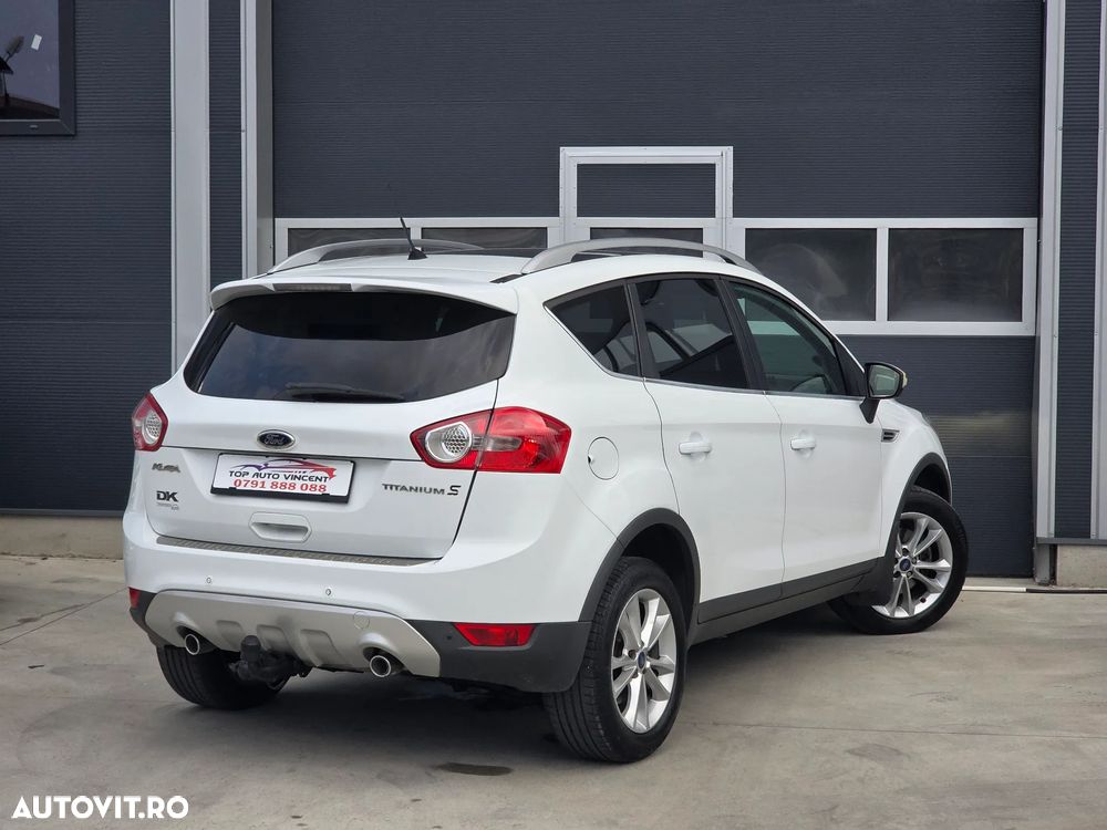 Ford Kuga 2.0 TDCi 4WD Powershift Titanium - 6