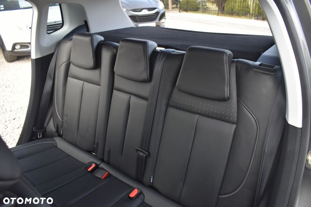 Peugeot 2008 120 VTI Allure - 19