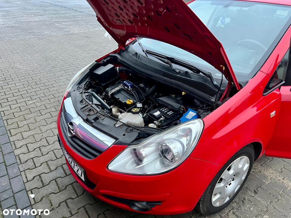 Opel Corsa 1.4 16V Cosmo - 9