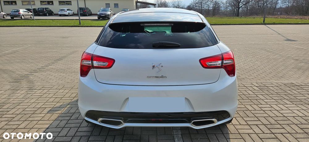 Citroën DS5 HDi 165 SoChic - 20