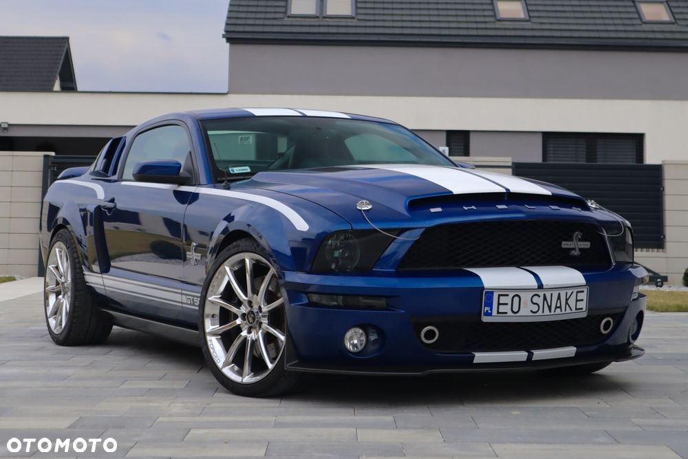 Ford Mustang - 1