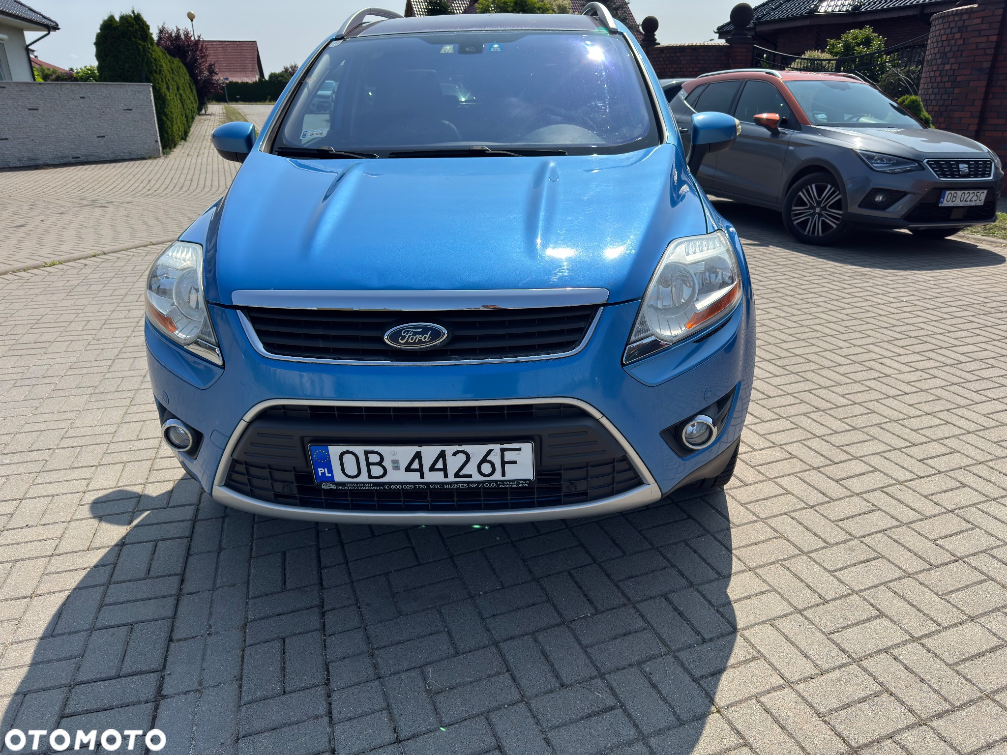 Ford Kuga 2.0 TDCi 2x4 Titanium - 4
