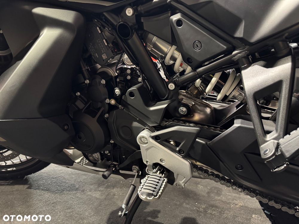 CFMoto 1000 MT-X - 18
