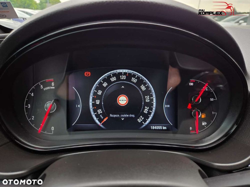 Opel Insignia - 24