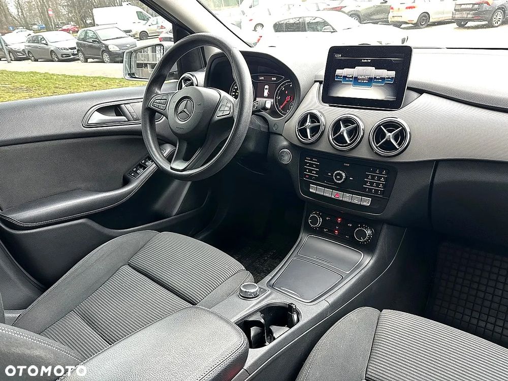 Mercedes-Benz Klasa B 180 (CDI) d 7G-DCT Style - 12