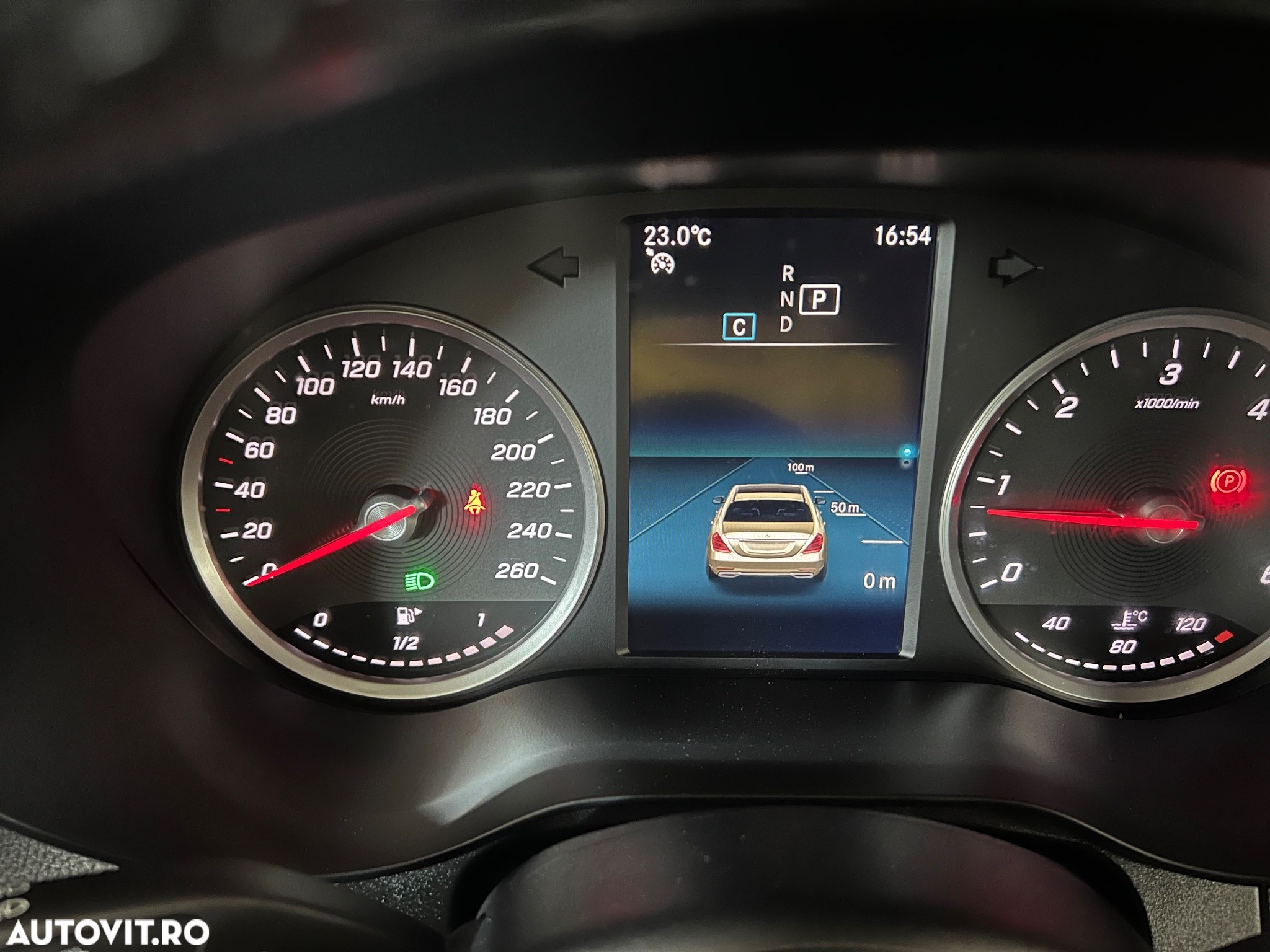 Mercedes-Benz GLC 220 d 4Matic 9G-TRONIC - 26