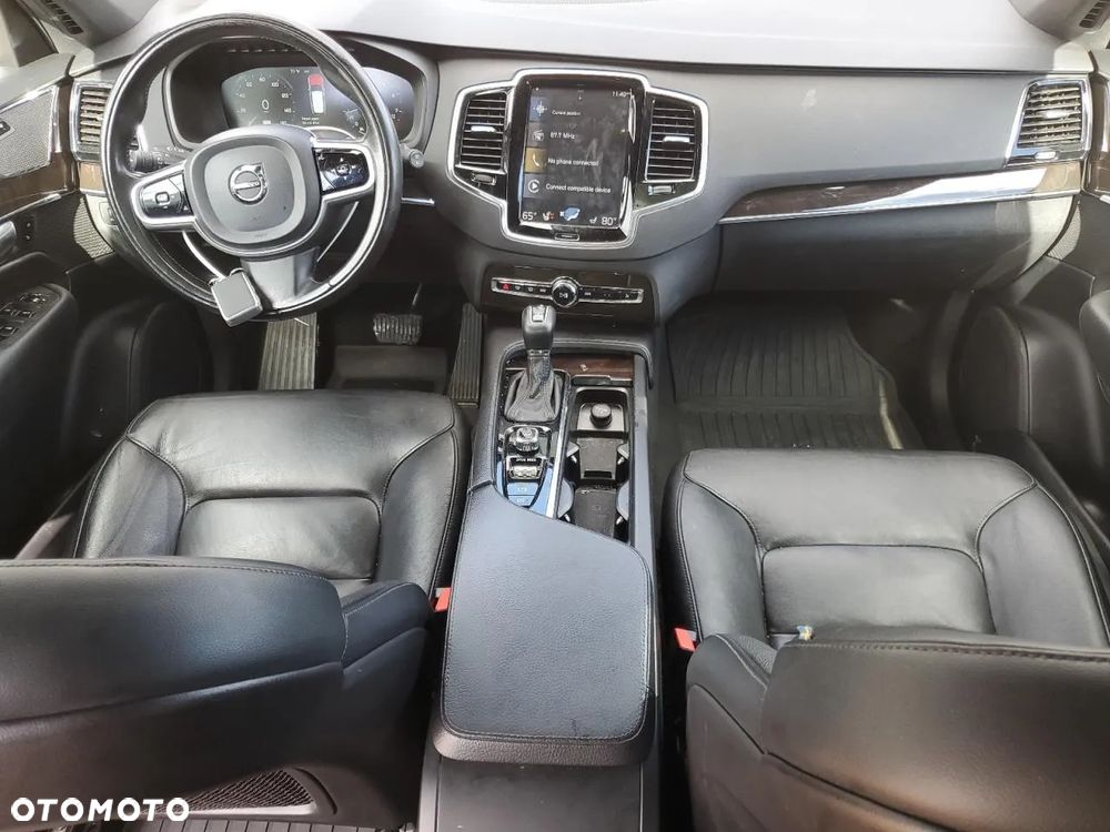 Volvo XC 90 - 5