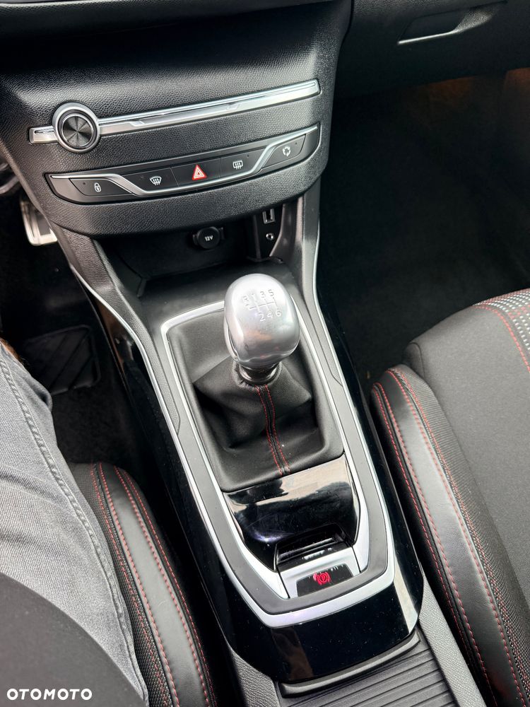 Peugeot 308 e-HDi 115 Stop & Start Allure - 17