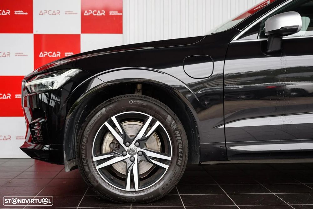 Volvo XC 60 2.0 T8 PHEV R-Design AWD - 10
