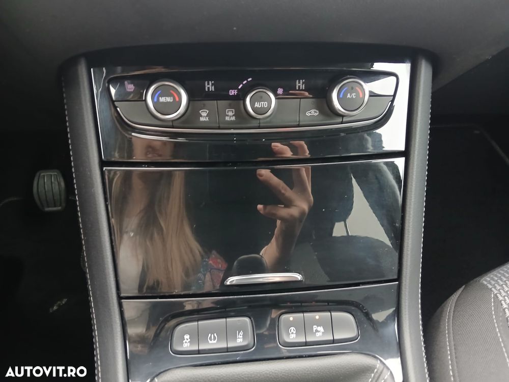 Opel Grandland X 1.5 START/STOP 2020 - 10