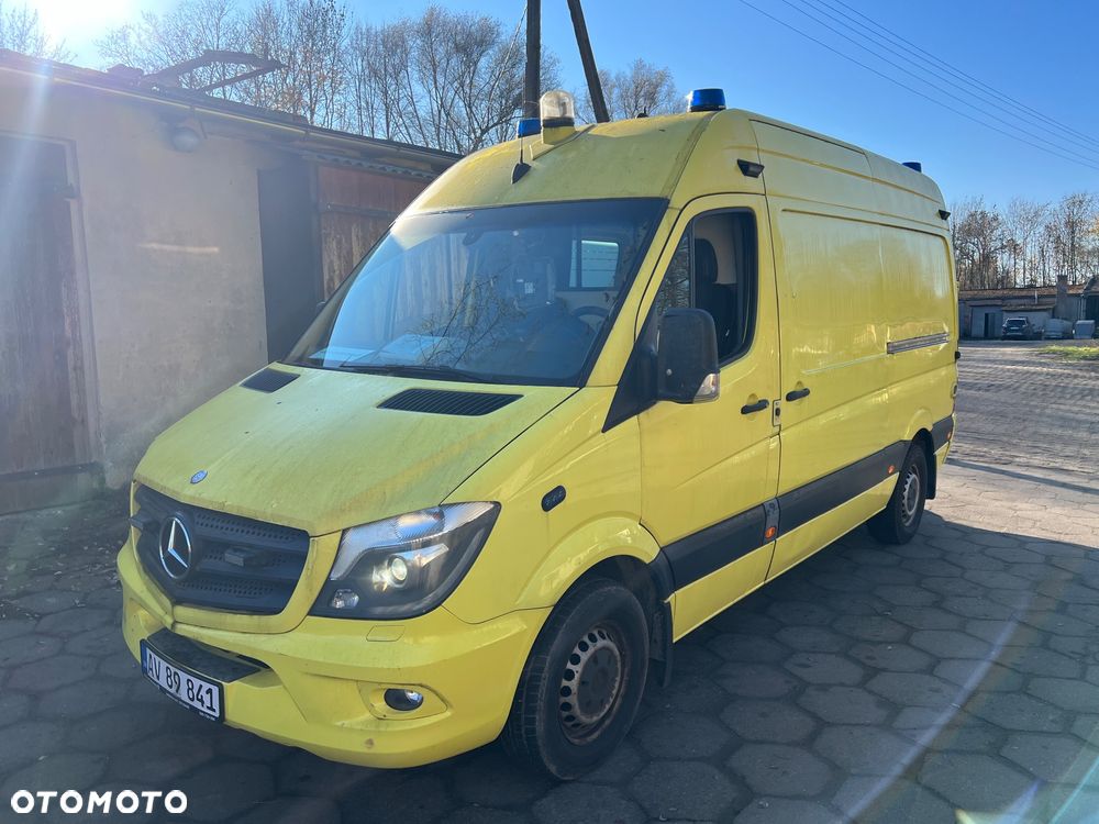Mercedes-Benz Sprinter - 1