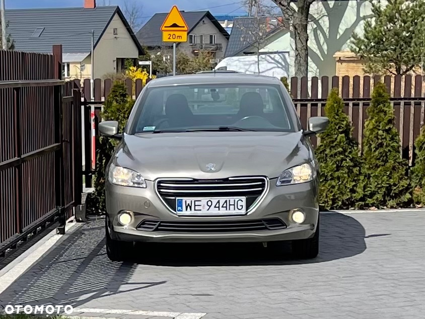 Peugeot 301 1.2 VTi/Pure Tech Allure - 3