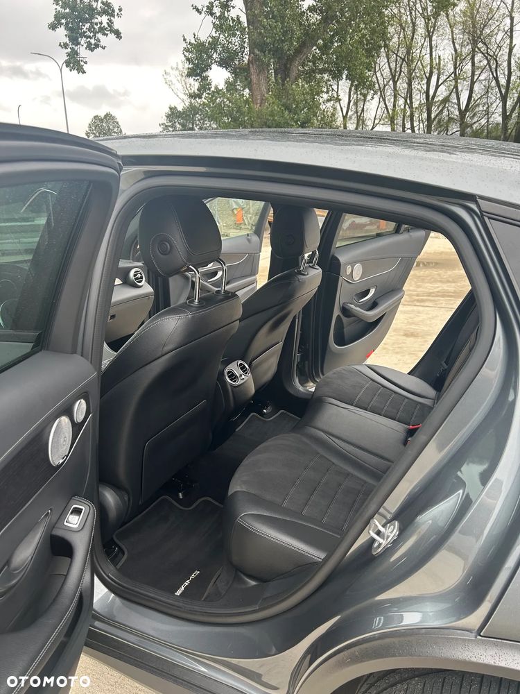 Mercedes-Benz GLC - 13