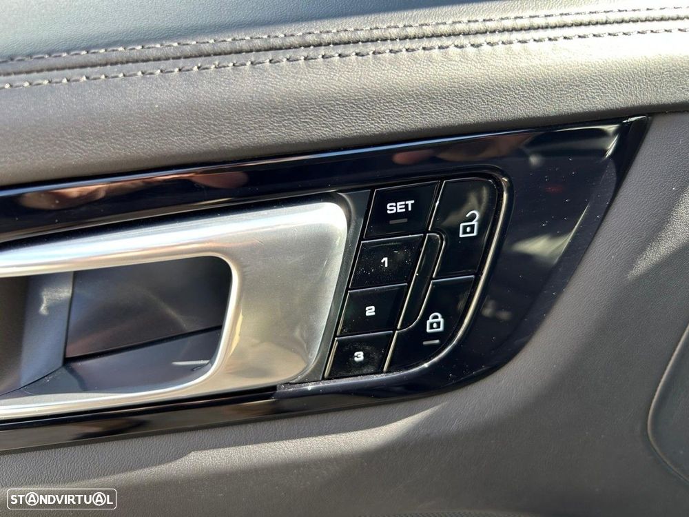 Porsche Cayenne GTS - 10