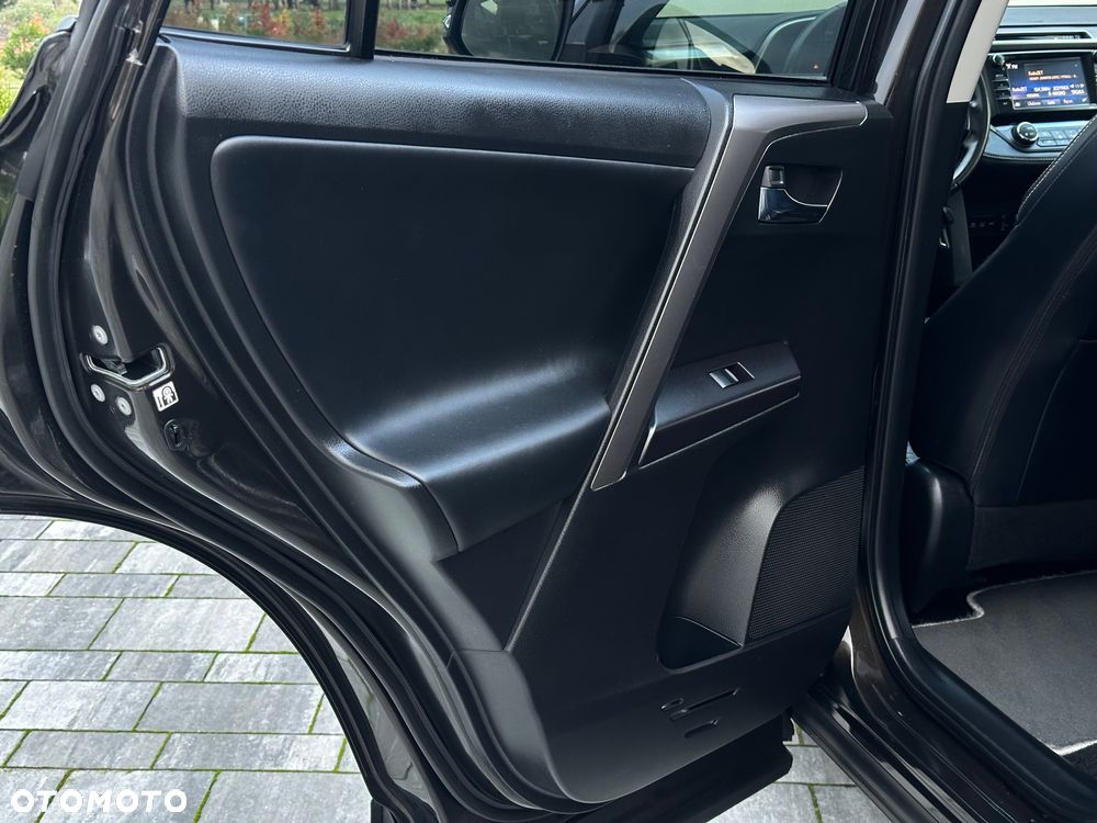 Toyota RAV4 Hybrid Prestige 4x4 - 32