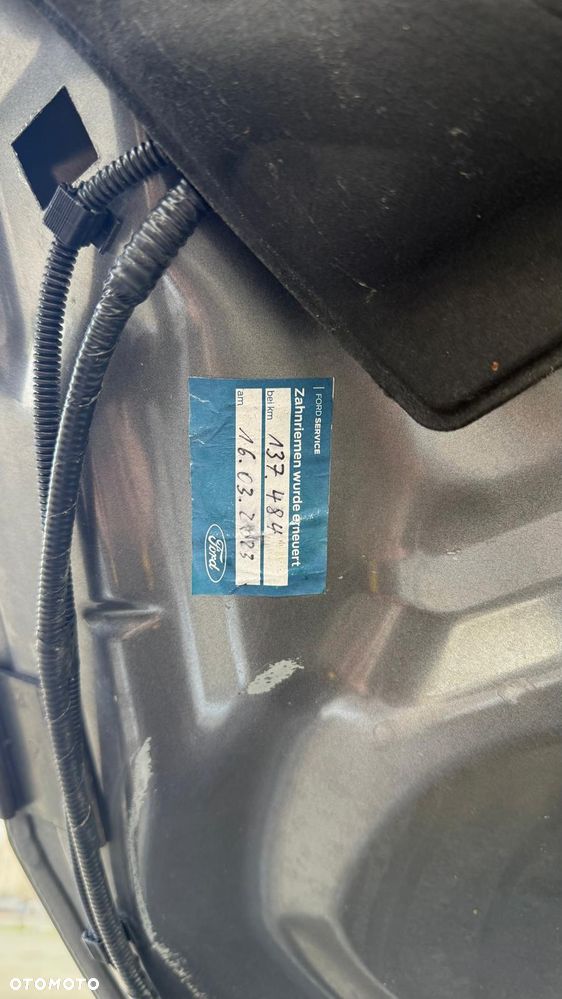 Ford Kuga 2.0 TDCi 4x4 Titanium - 8