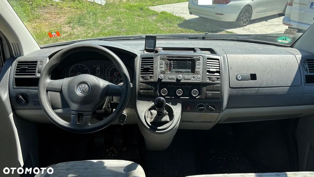 Volkswagen Transporter Caravelle Edition - 23
