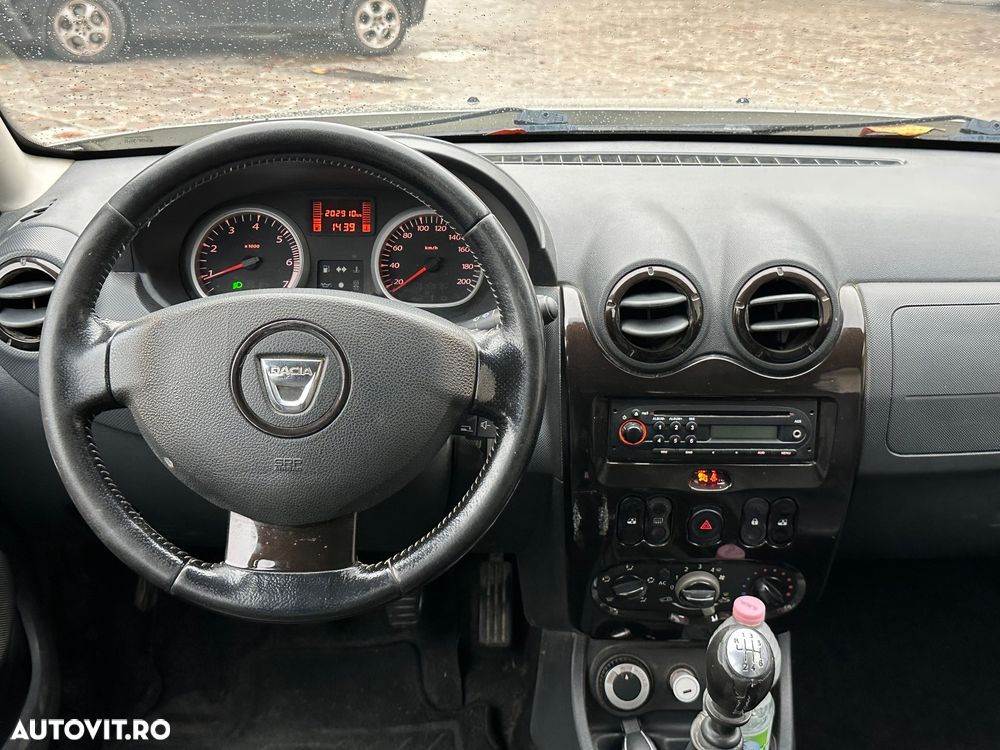 Dacia Duster dCi 110 FAP 4x4 Prestige - 10