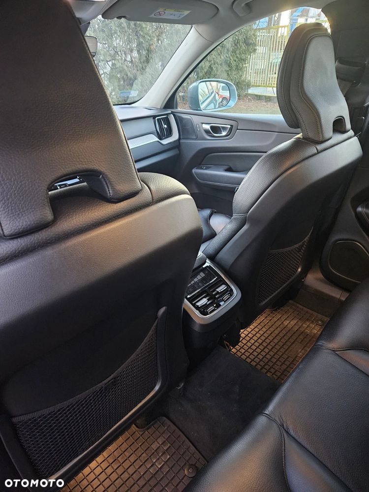 Volvo XC 60 B5 D AWD Inscription - 13