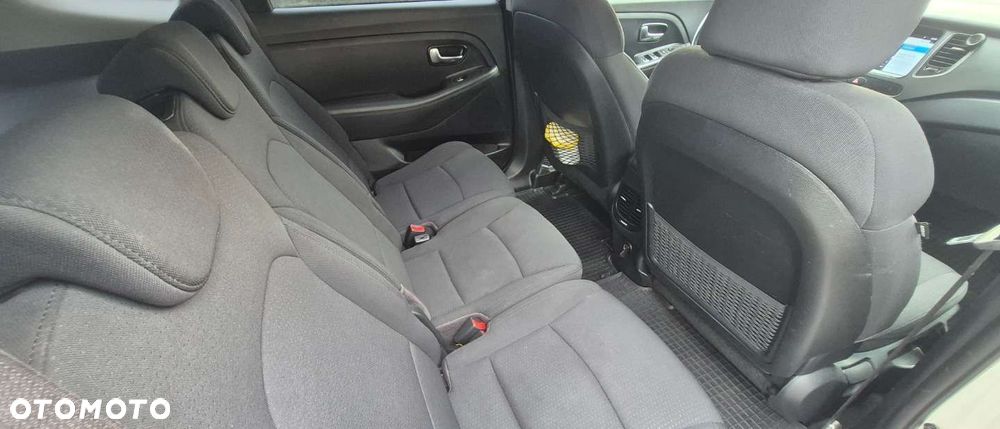 Kia Carens 1.7 CRDi 115 Dream Team Edition - 13