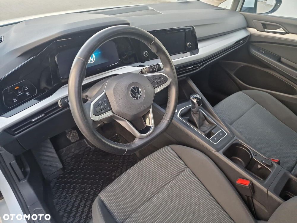 Volkswagen Golf 1.0 TSI - 10
