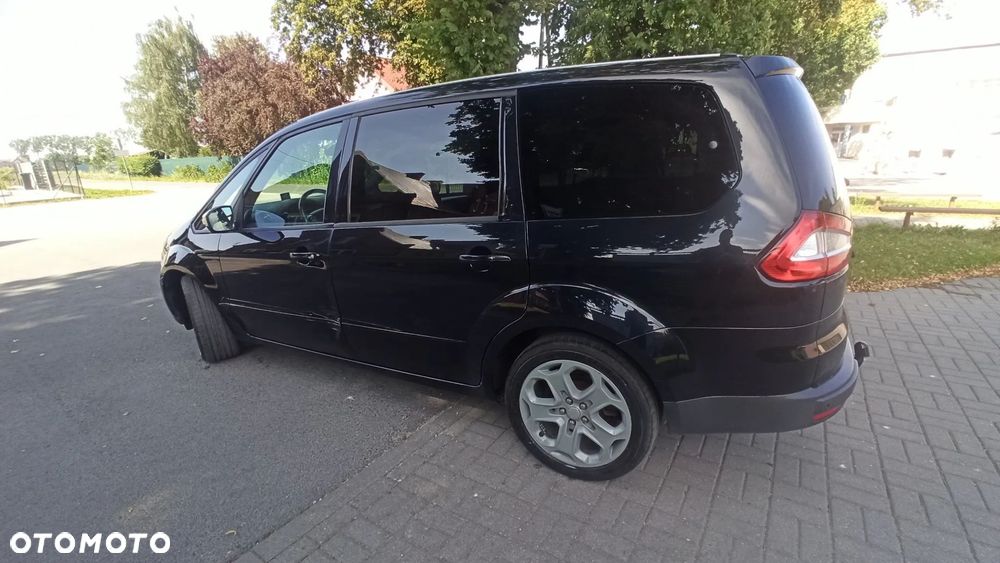Ford Galaxy - 4