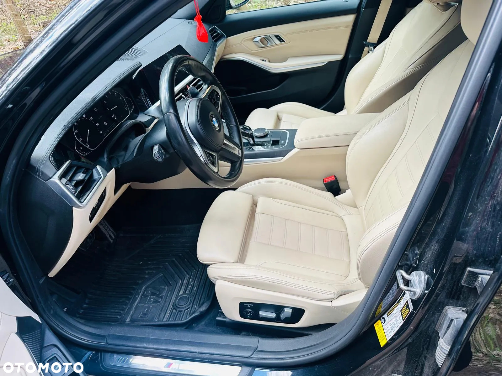 BMW Seria 3 330i M Sport sport - 6