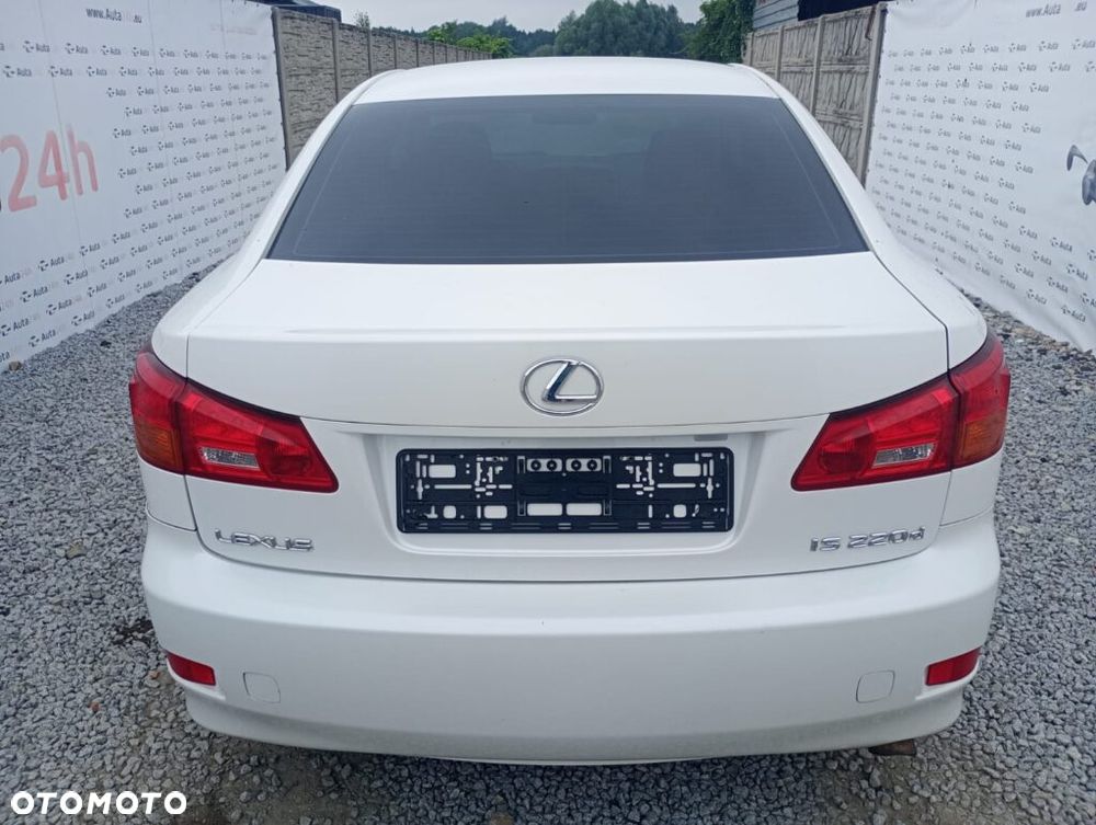Lexus IS - 6
