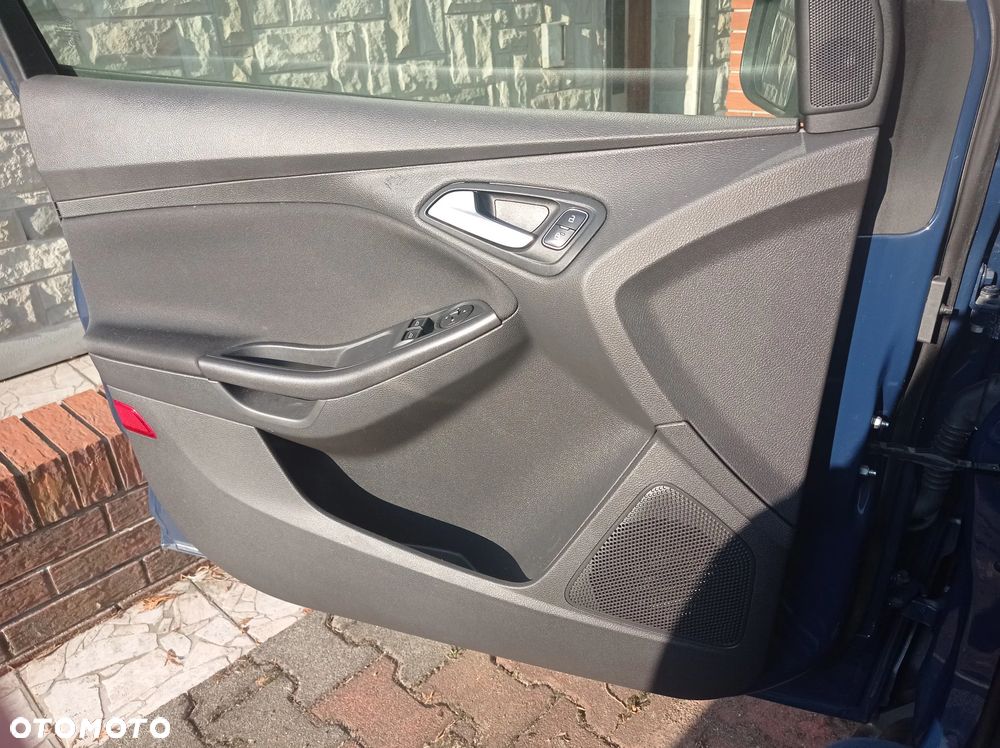 Ford Focus 1.6 Trend - 6