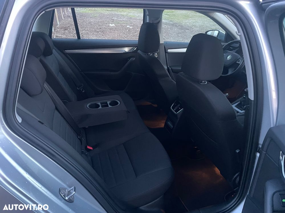 Skoda Octavia - 21