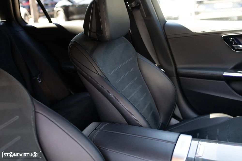 Mercedes-Benz C 300 e AMG Line - 33