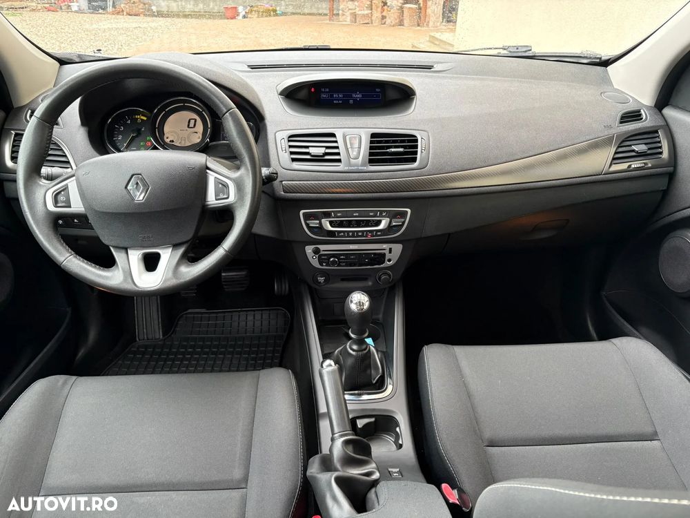Renault Megane 1.5 dCI Privilege - 10