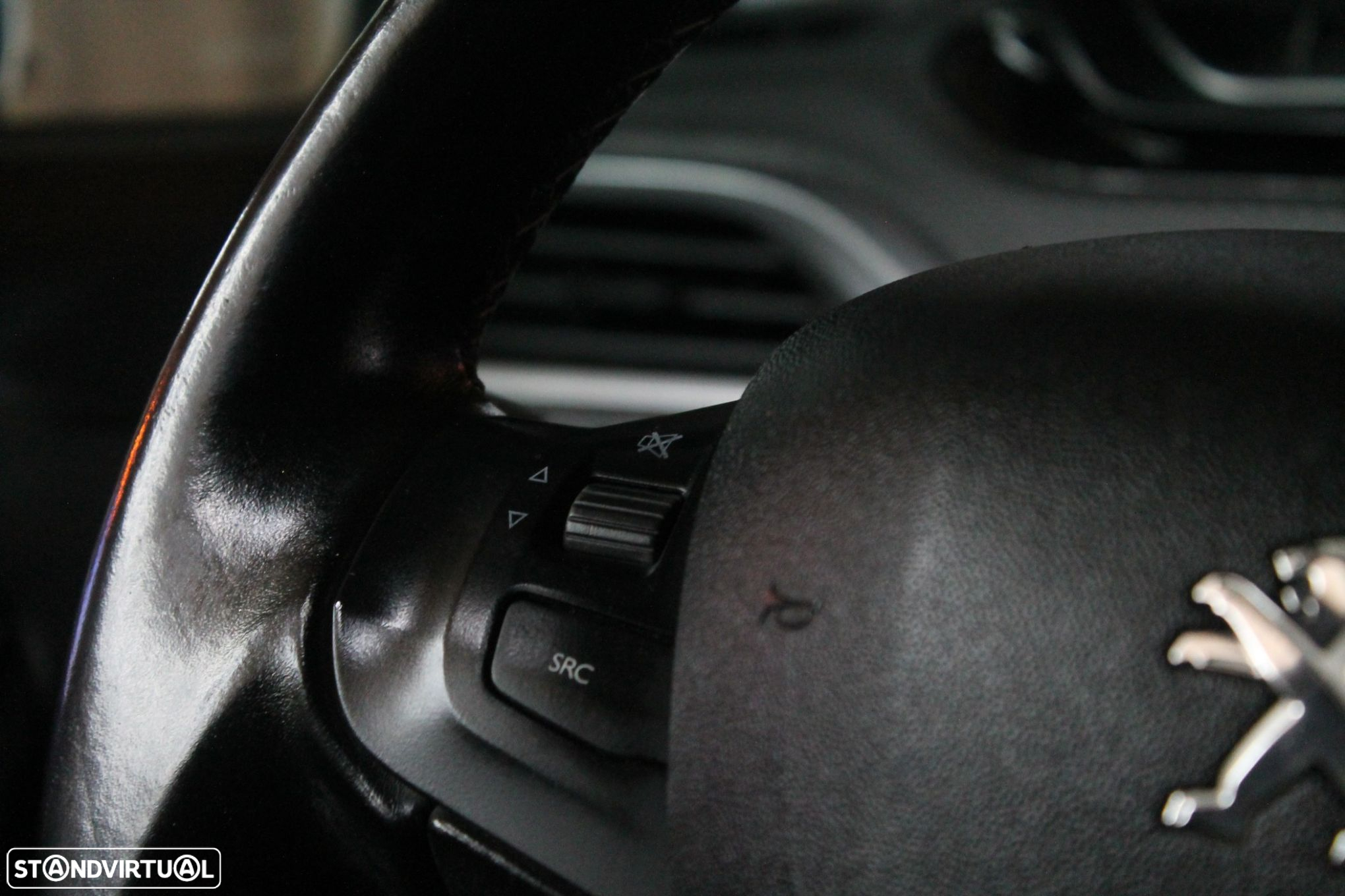 Peugeot 208 82 VTI Allure - 21