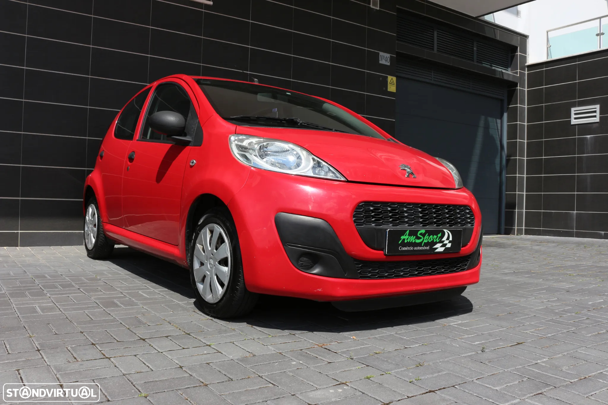 Peugeot 107 1.0 Trendy - 2