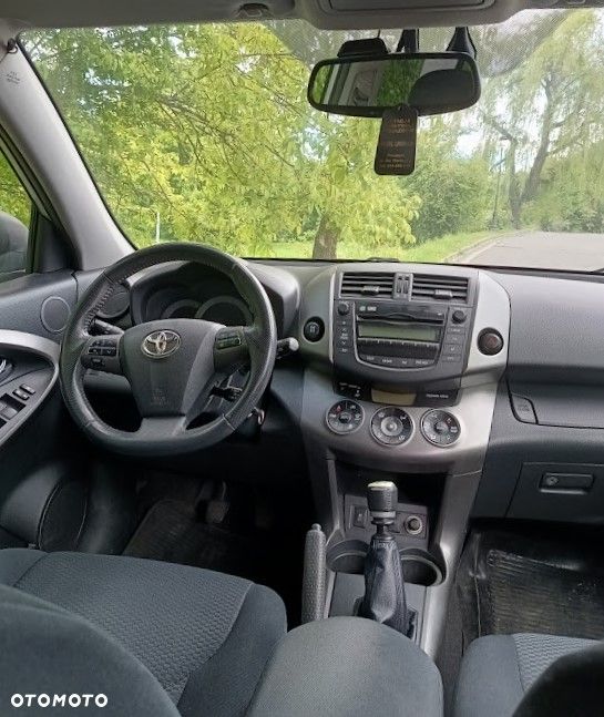 Toyota RAV4 2.0 VVT-i Premium - 7