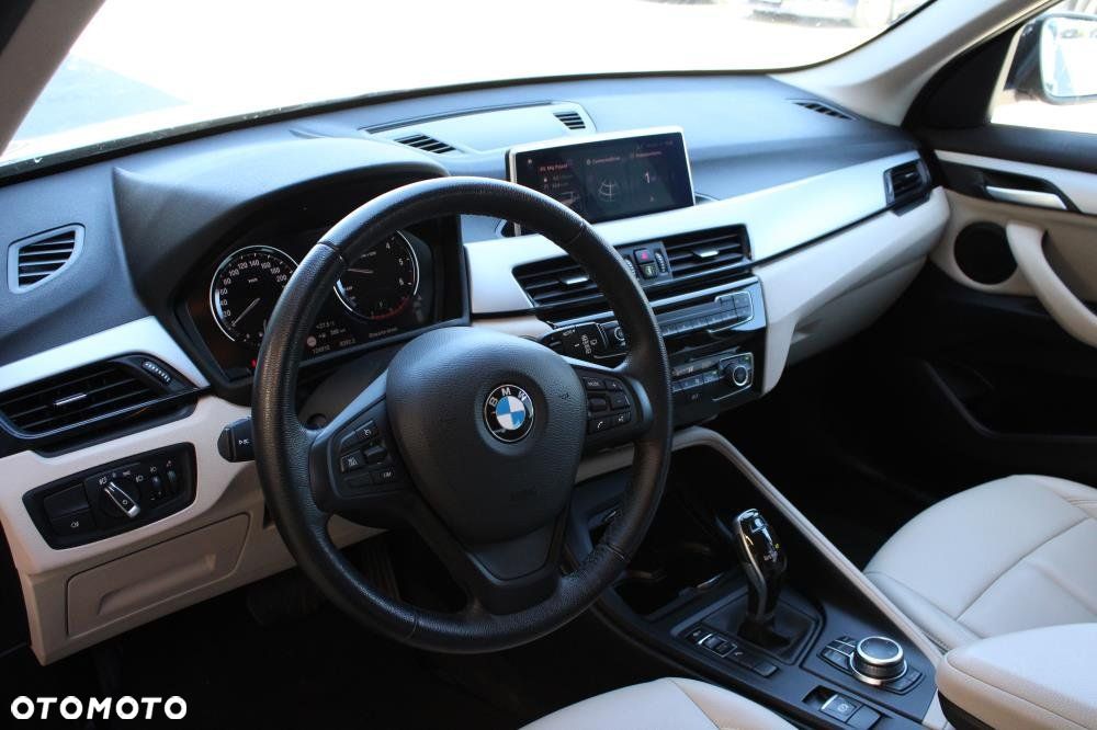 BMW X1 - 11