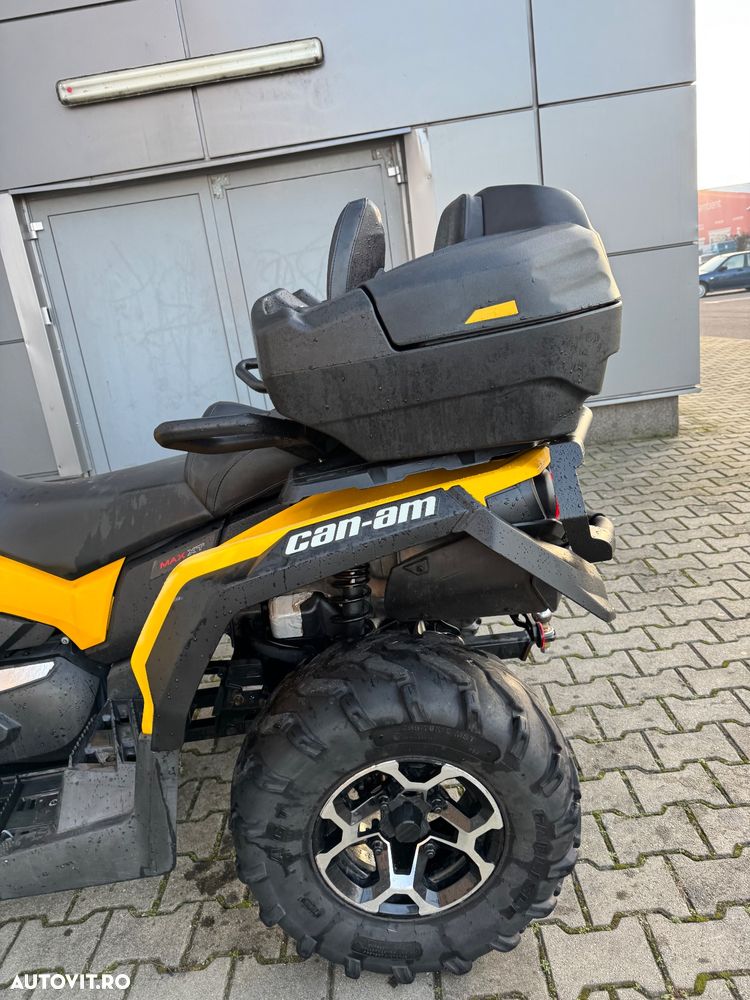 Can-Am Outlander Max - 9