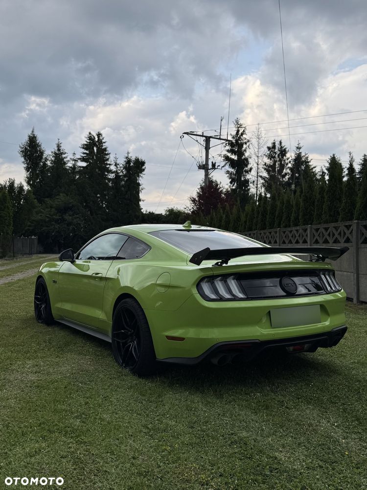 Ford Mustang - 5