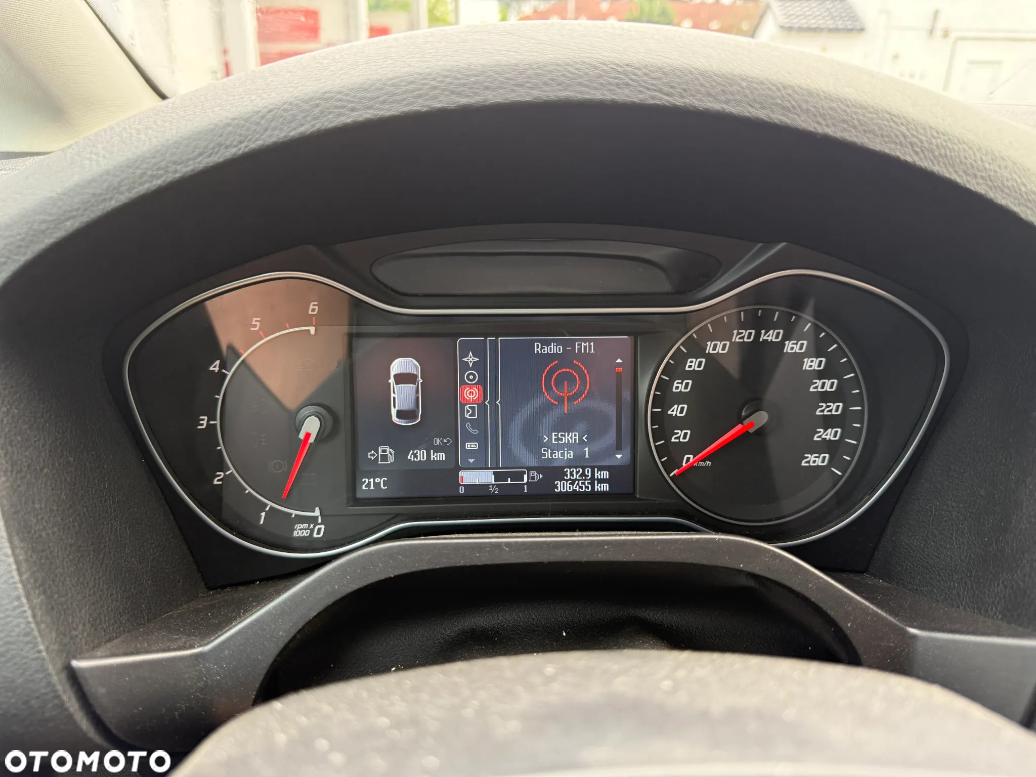 Ford S-Max - 12