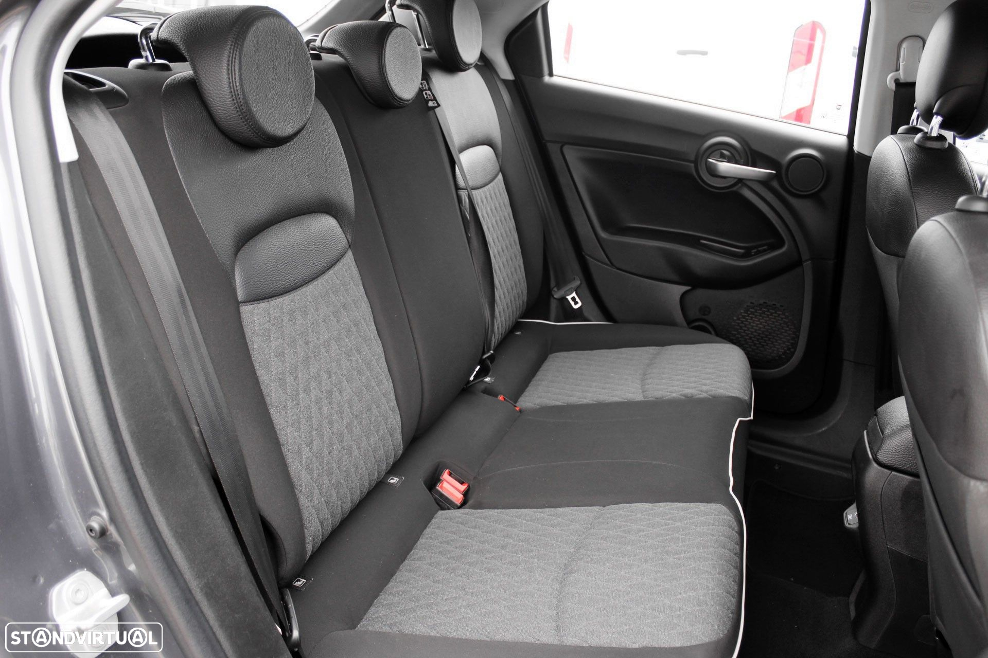 Fiat 500X 1.3 MJ City Cross - 6