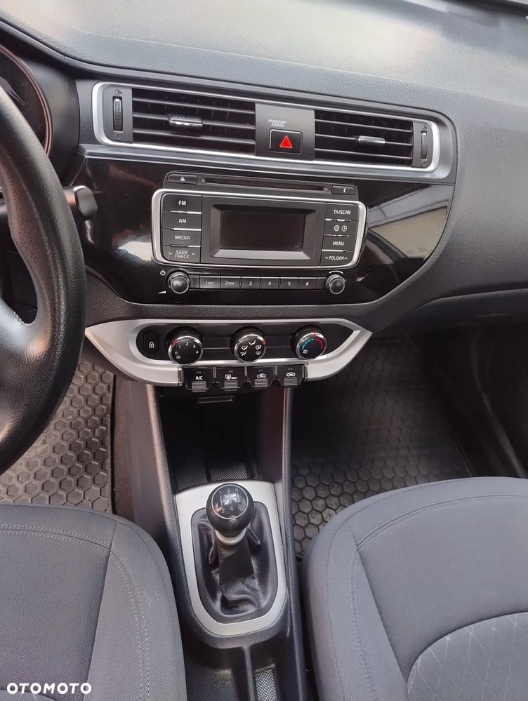 Kia Rio 1.2 Sensation - 9