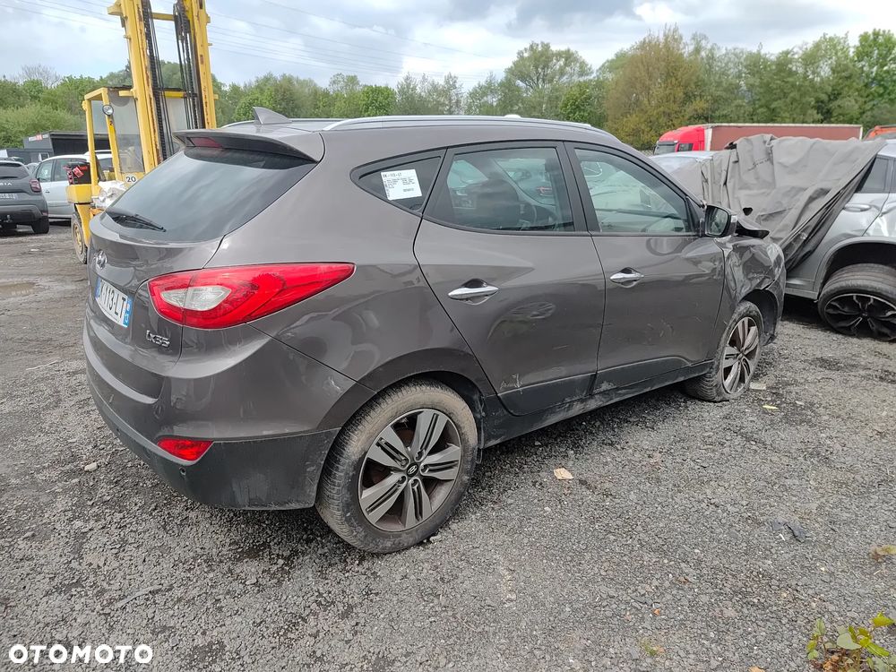Hyundai ix35 2.0 CRDi Premium 2WD - 13