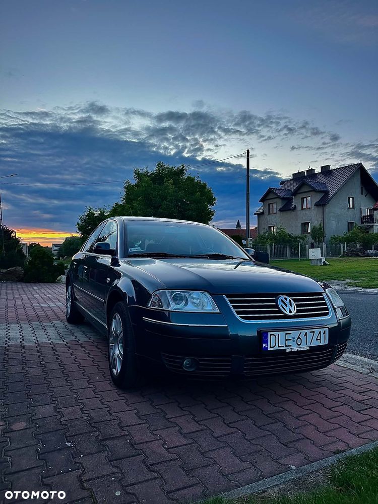 Volkswagen Passat 1.9 TDI Trendline - 2